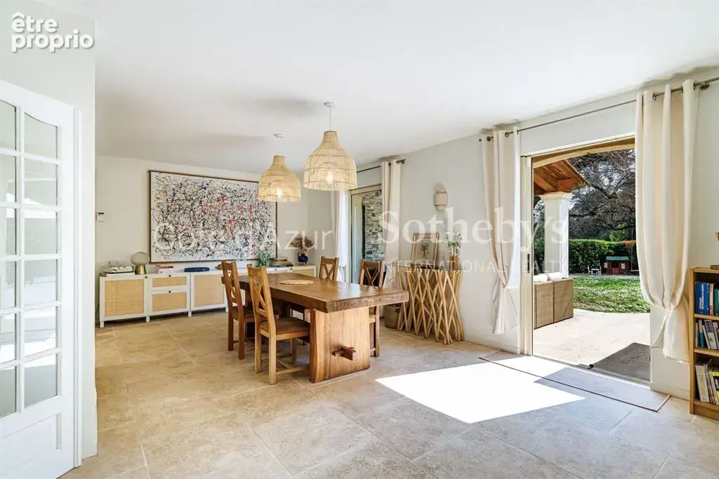 Nice Gairaut, villa familiale rénovée avec piscine dans un domaine sécurisé - photo 2