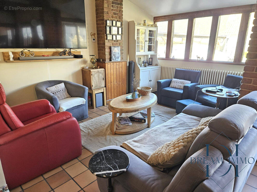 salon - Maison à GASNY