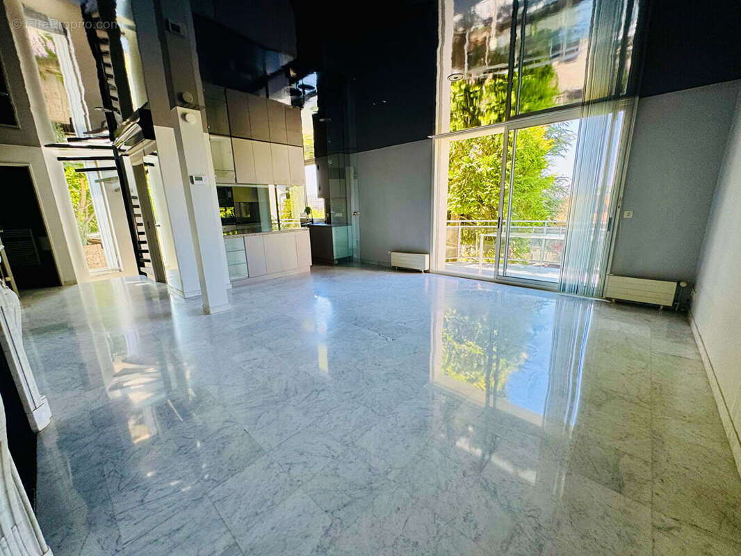 Maison à L&#039;HAY-LES-ROSES