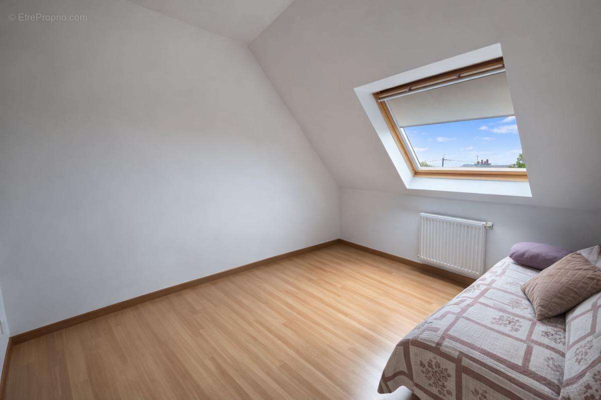 Maison à LE RELECQ-KERHUON