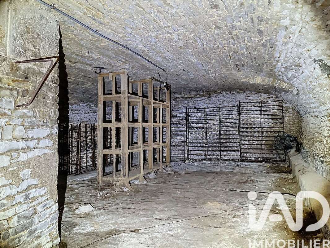 Photo 8 - Maison à MAILLY-LE-CHATEAU