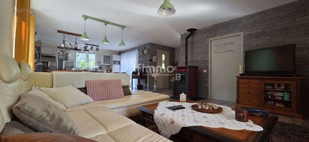 Maison à CAMPAGNE-SUR-AUDE