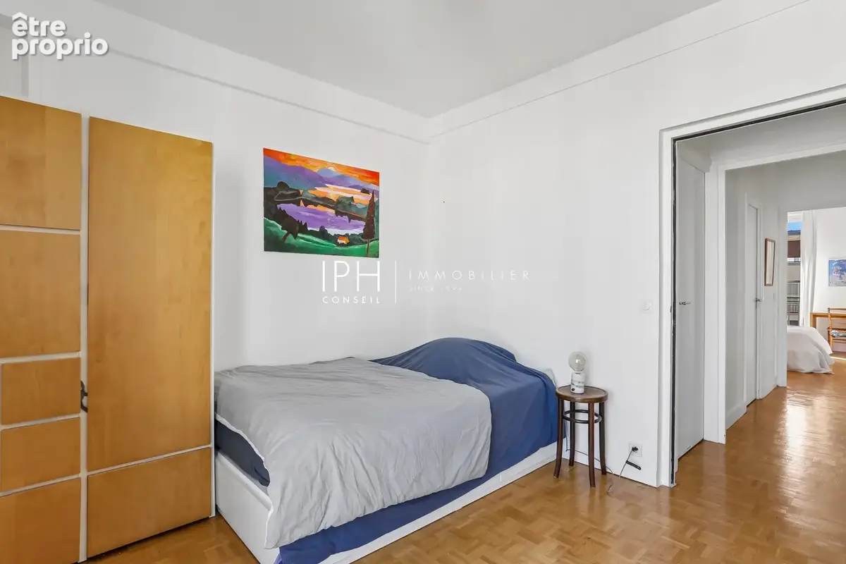 Paris 16ème / Muette : appartement lumineux en étage élevé - photo 10