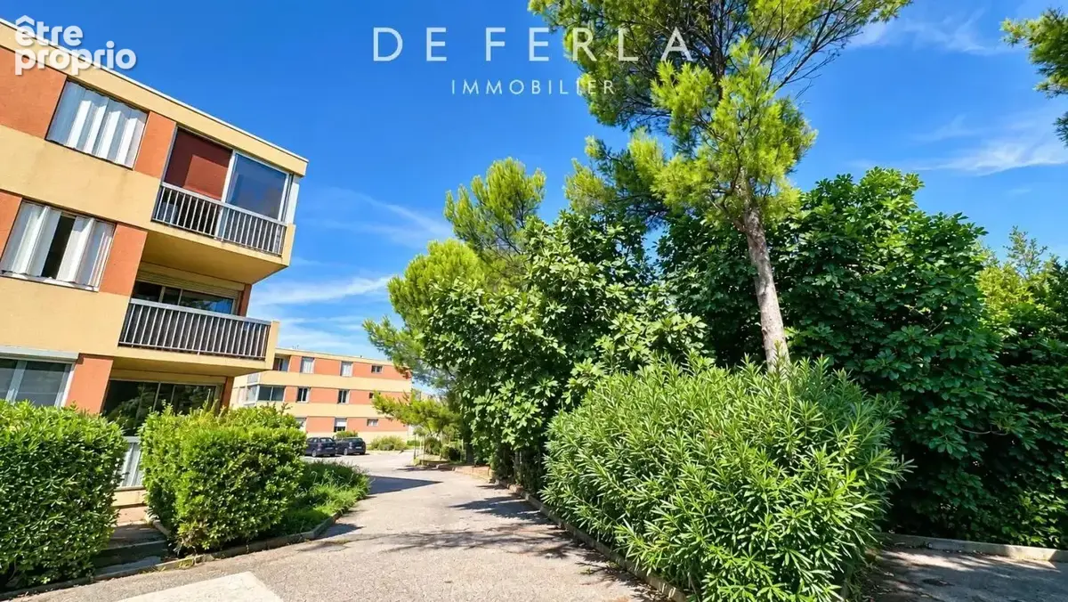 Vitrolles - Appartement 3 pièces – Loggia – 2 parkings - photo 10