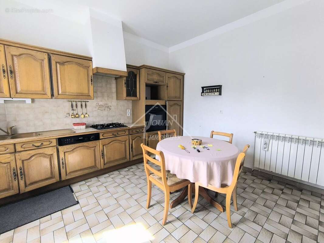 Maison à SAINT-ELOY-LES-MINES