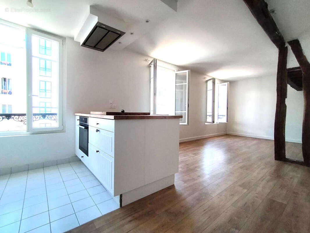 Appartement à PARIS-12E