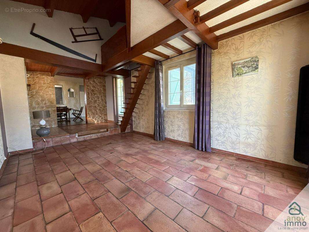 Maison à LA COURONNE
