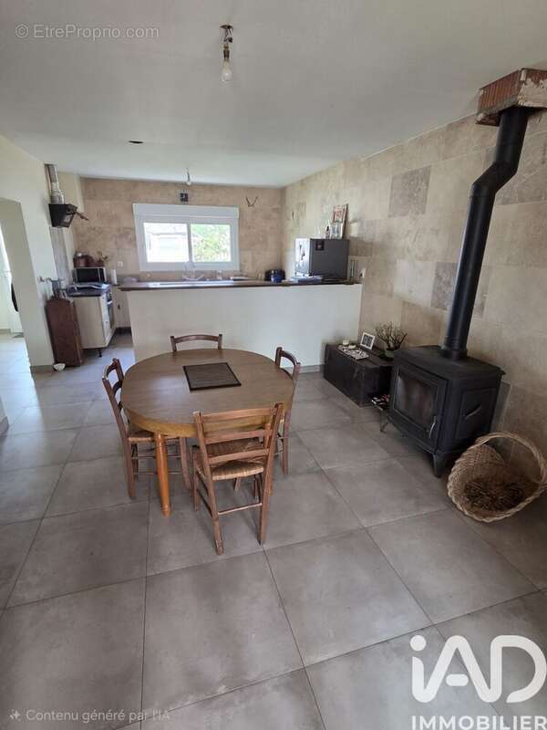 Photo 4 - Maison à MONTENDRE