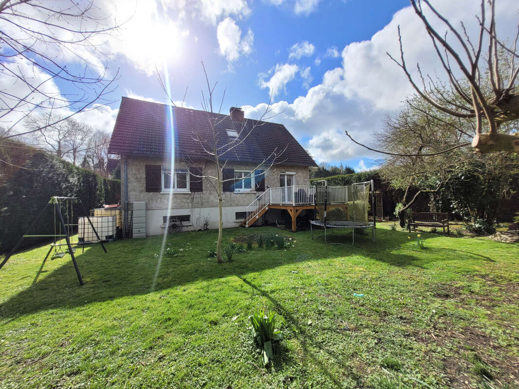 Maison à AUNAY-SOUS-AUNEAU