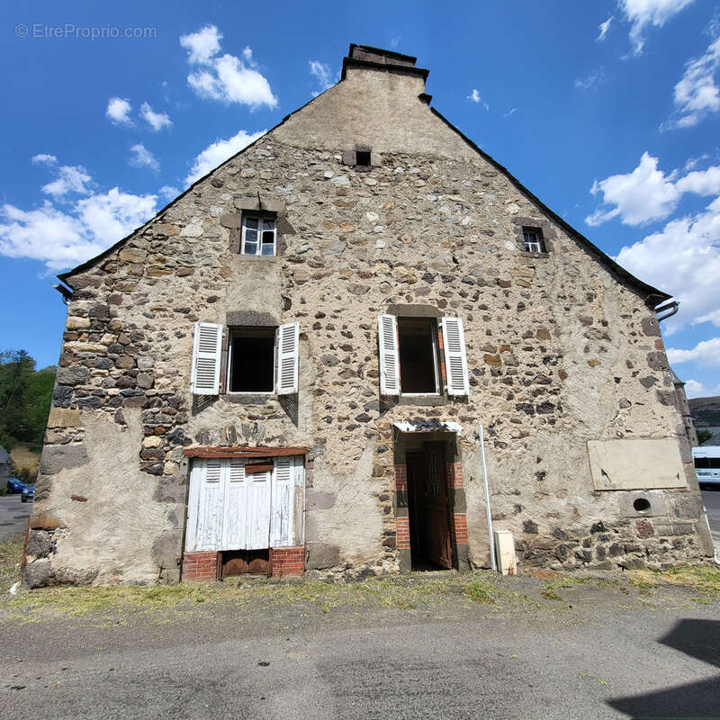 Maison de bourg, place de l'église - photo 3