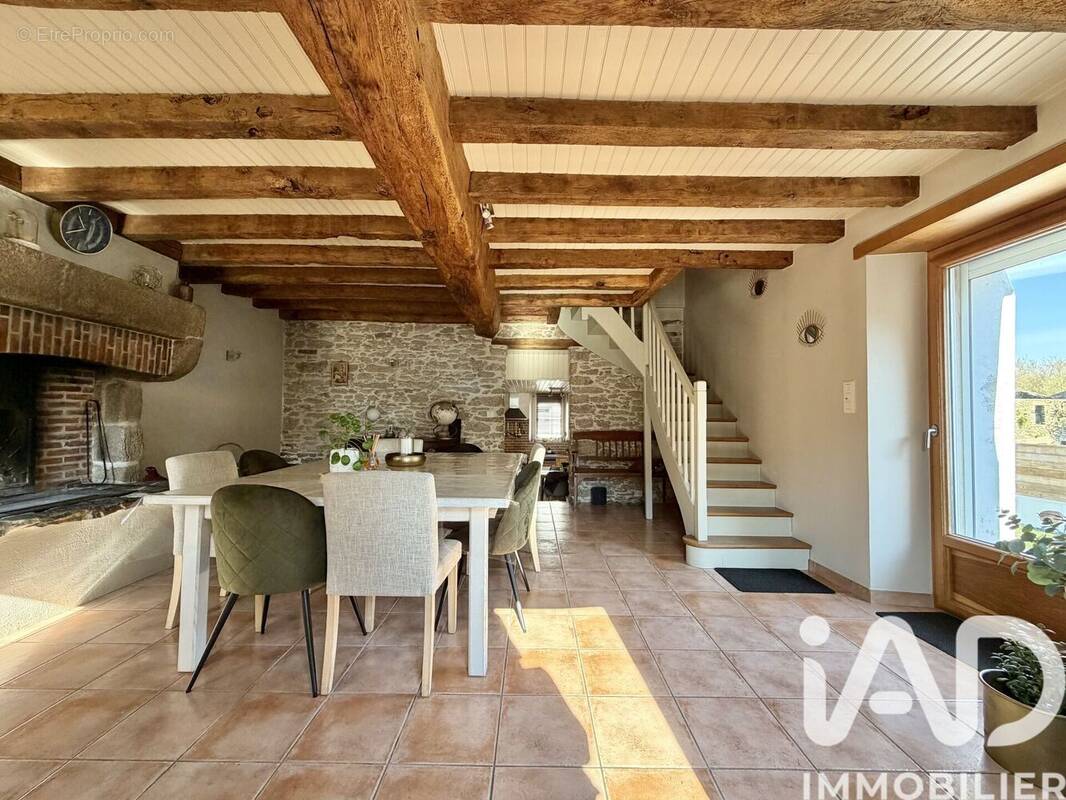 Photo 1 - Maison à SAINT-HILAIRE-DE-LOULAY