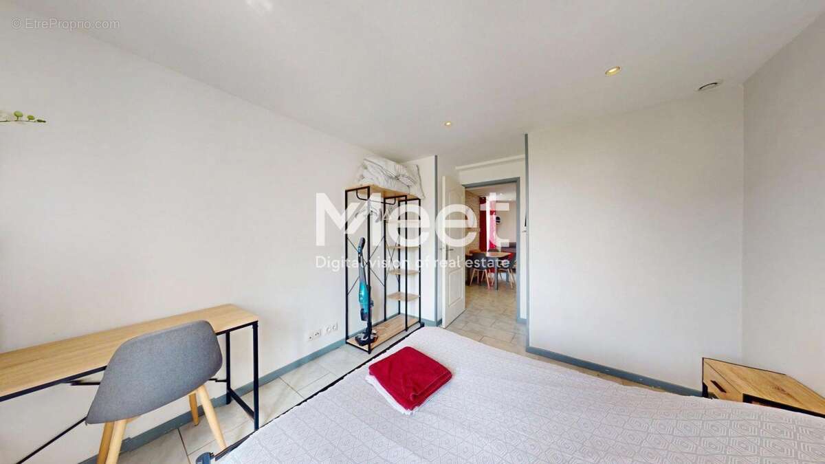 Appartement à MONETEAU