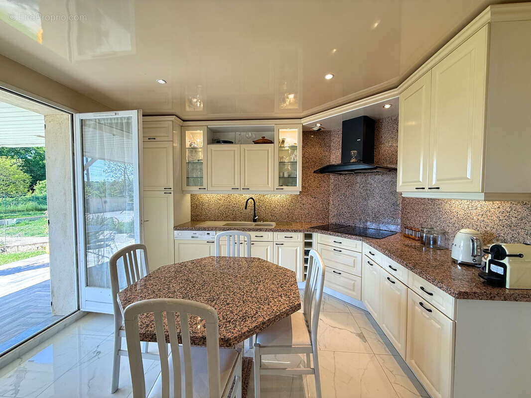 Maison à BOURRON-MARLOTTE