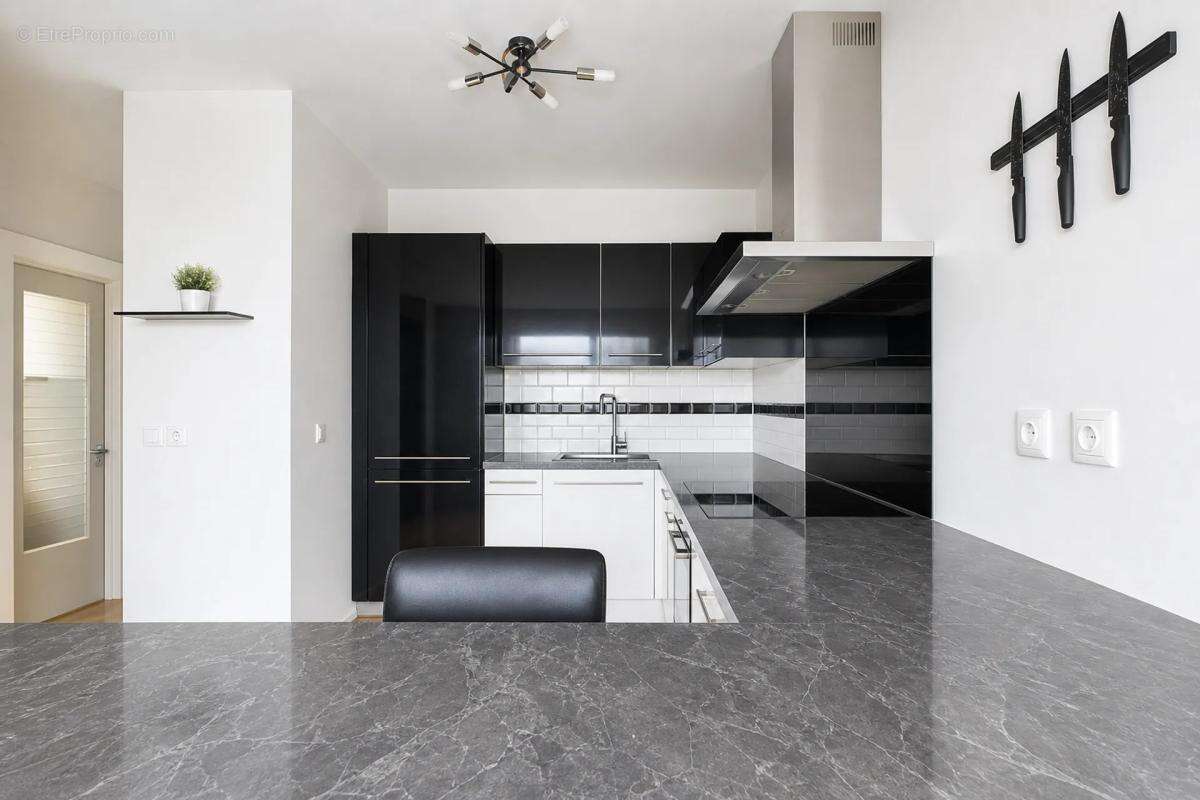 Studio avec balcon et parking – Choisy-le-Roi - photo 14
