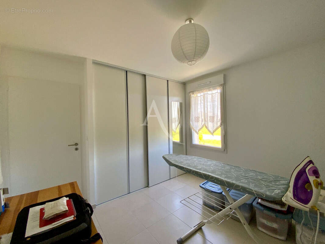 Maison à SAINT-SIMON-DE-BORDES