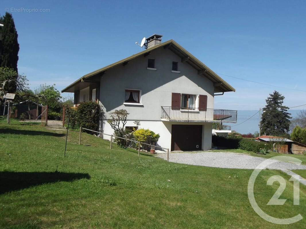 Maison à MAXILLY-SUR-LEMAN