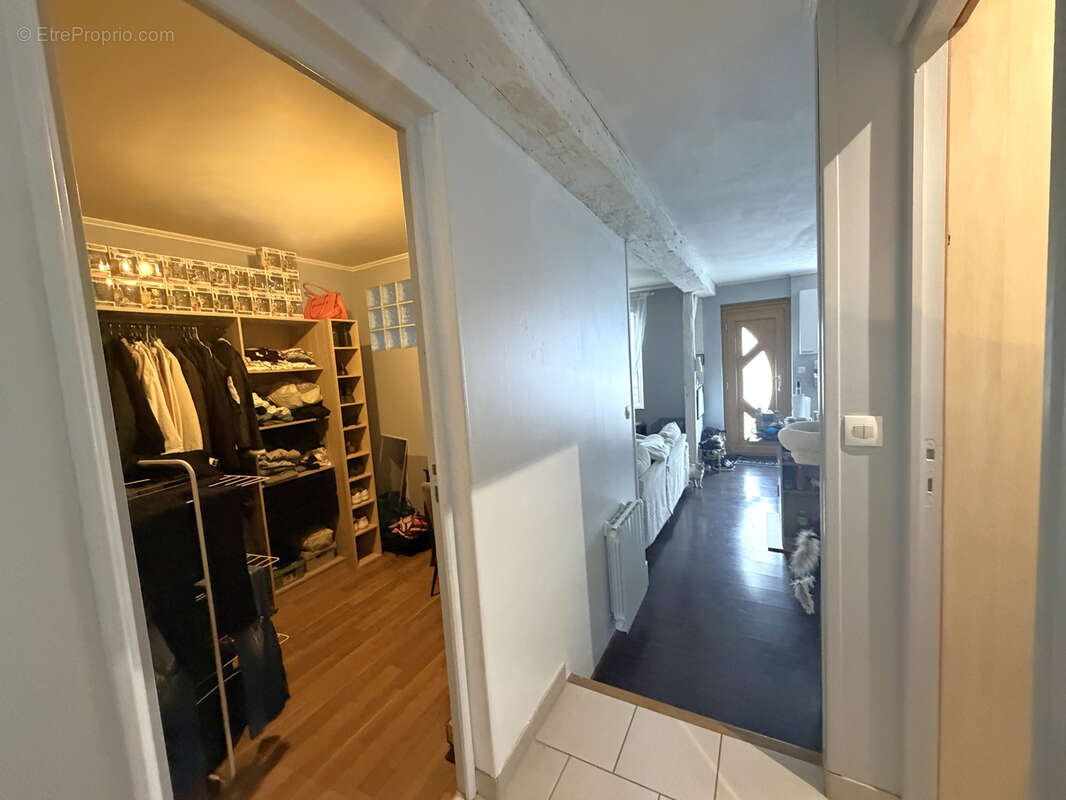 Appartement à HOUDAN