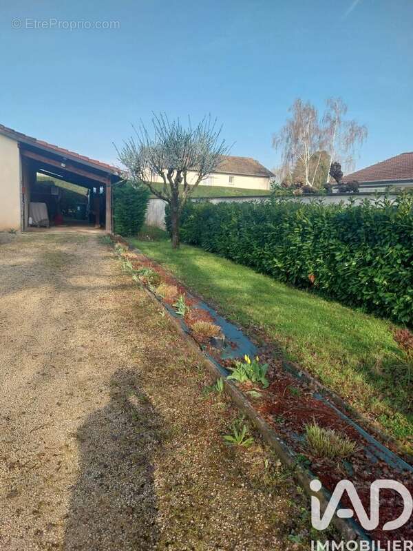 Photo 6 - Maison à REPLONGES