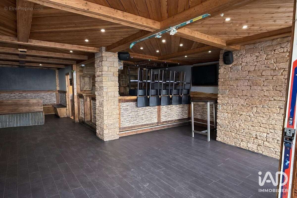 Photo 3 - Commerce à COHENNOZ