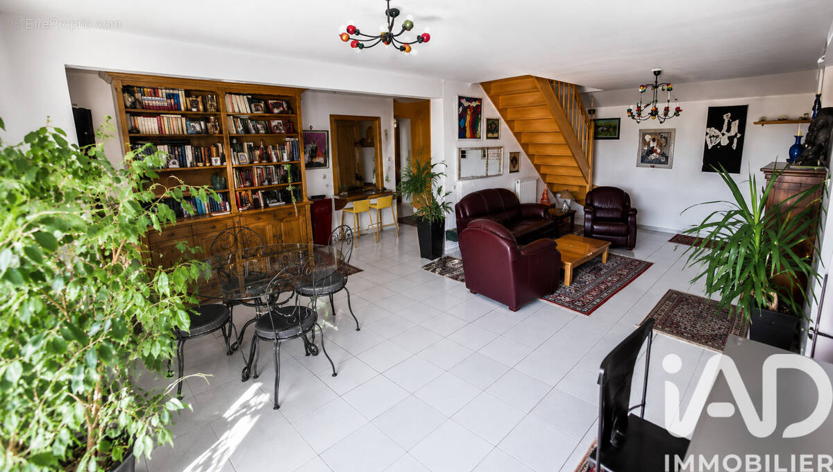 Photo 1 - Appartement à CONFLANS-SAINTE-HONORINE