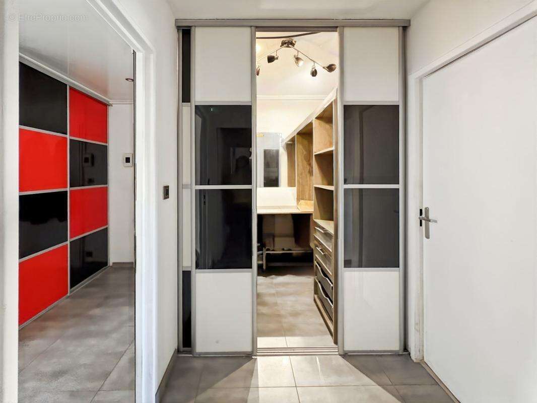 Appartement à MARSEILLE-9E