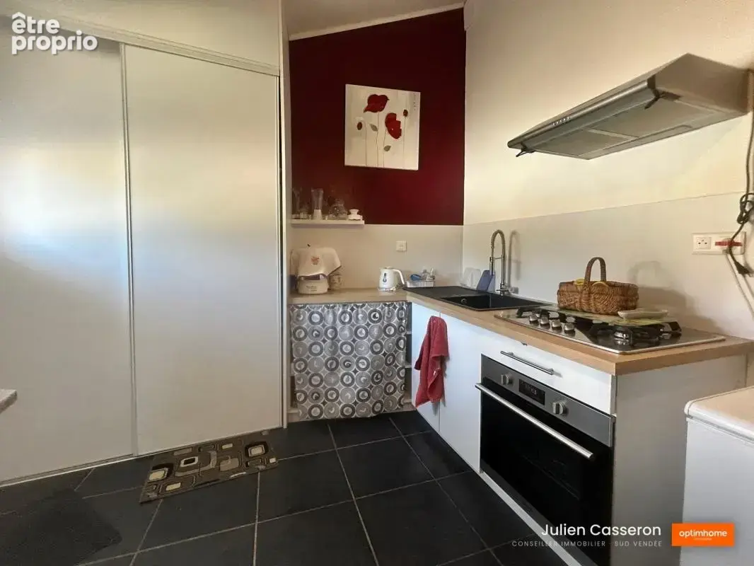 Chantonnay centre – Maison 153 m² – 3 chambres, piscine et garage - photo 7