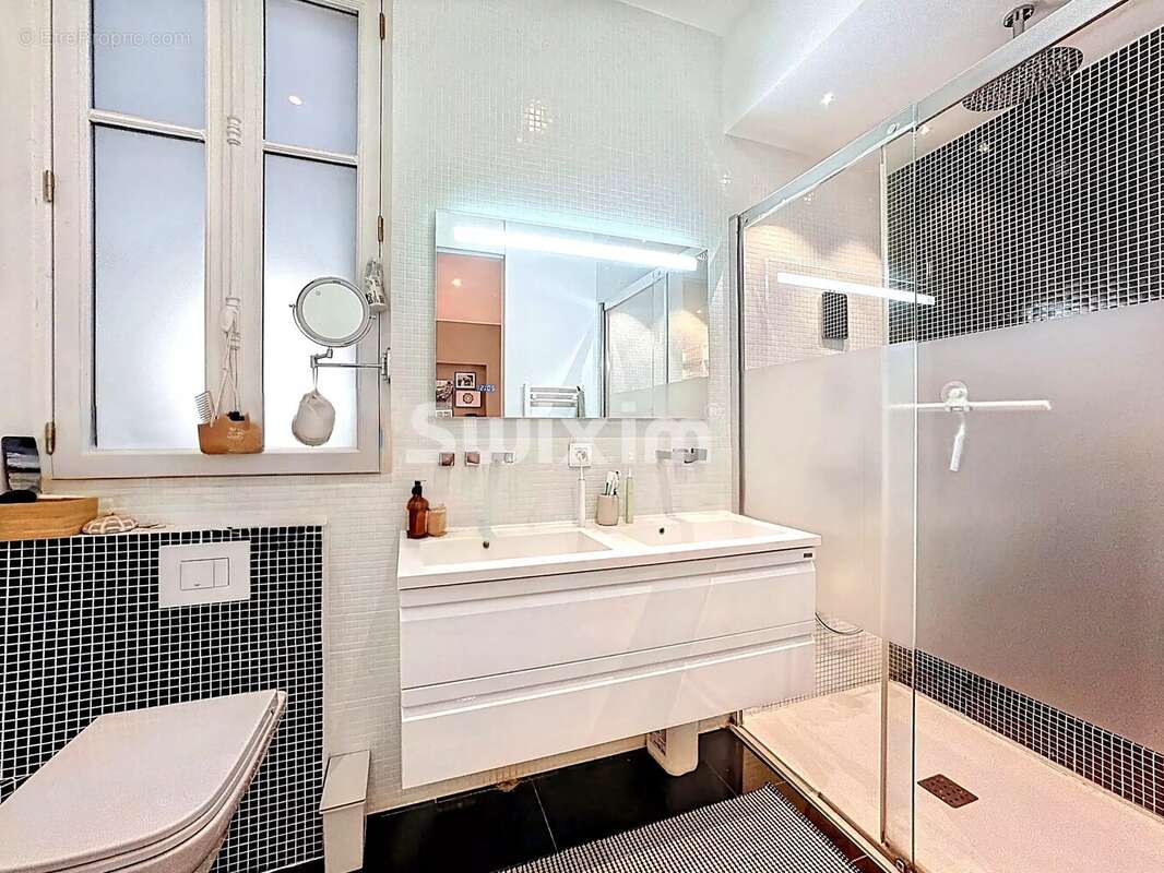 Appartement à EVIAN-LES-BAINS
