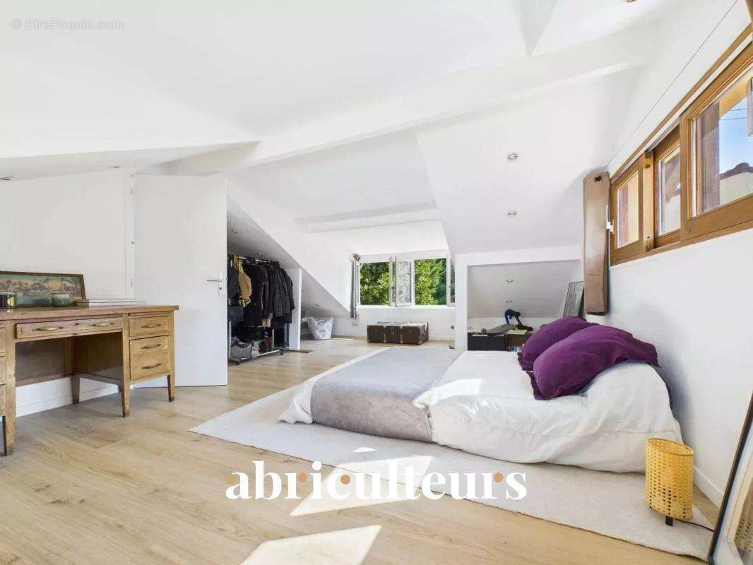 Maison à RUEIL-MALMAISON