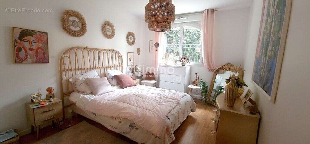 Appartement à LE PERREUX-SUR-MARNE