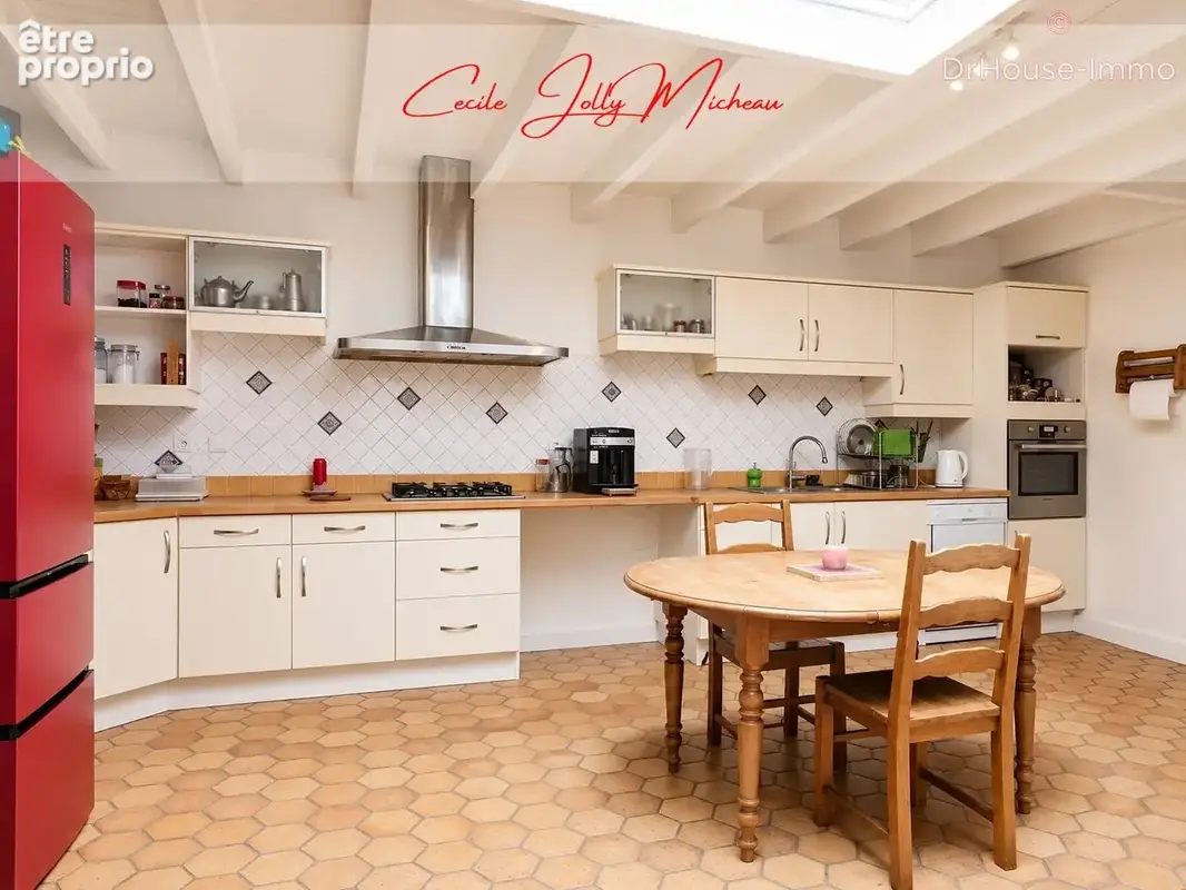 Maison 312 m² à Saint-Christoly-De-Blaye  - photo 3