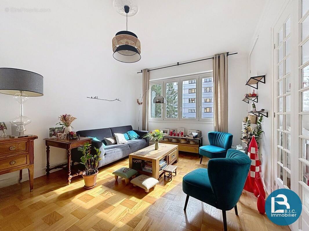 Appartement à LYON-7E