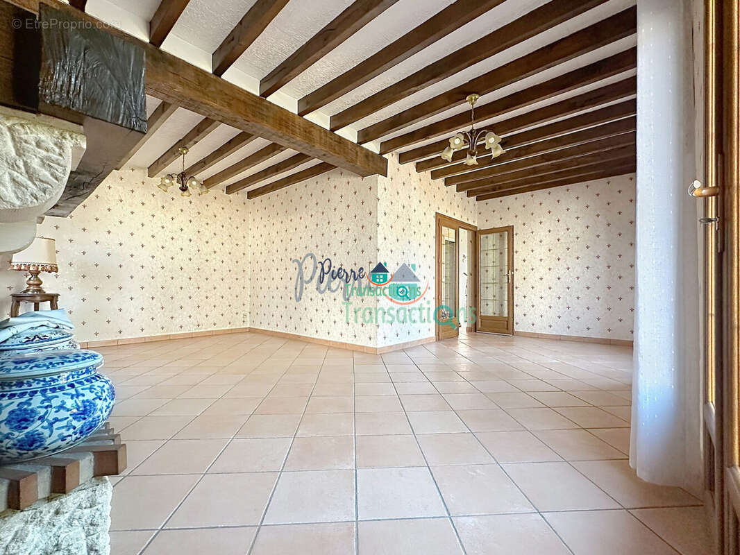 Maison à VILLEQUIER