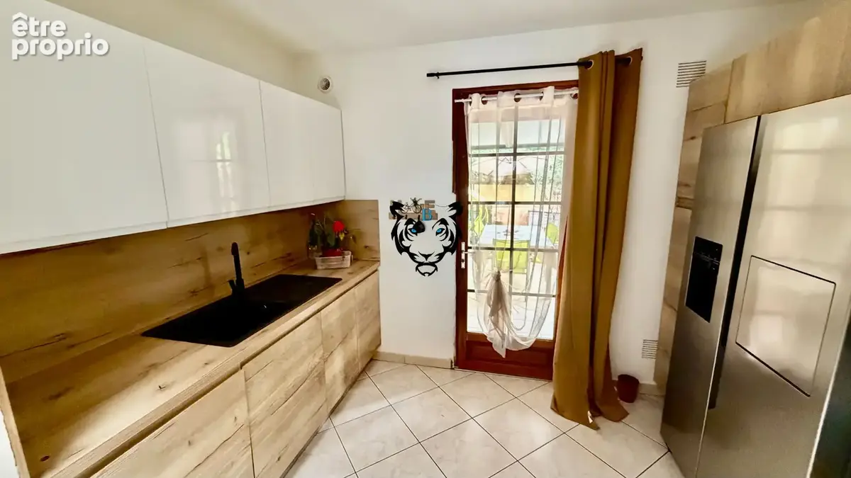 Maison mitoyenne- Roquebrune sur Argens 112.38 m2 carrez  ( 130.10 m2 au sol ) - photo 8