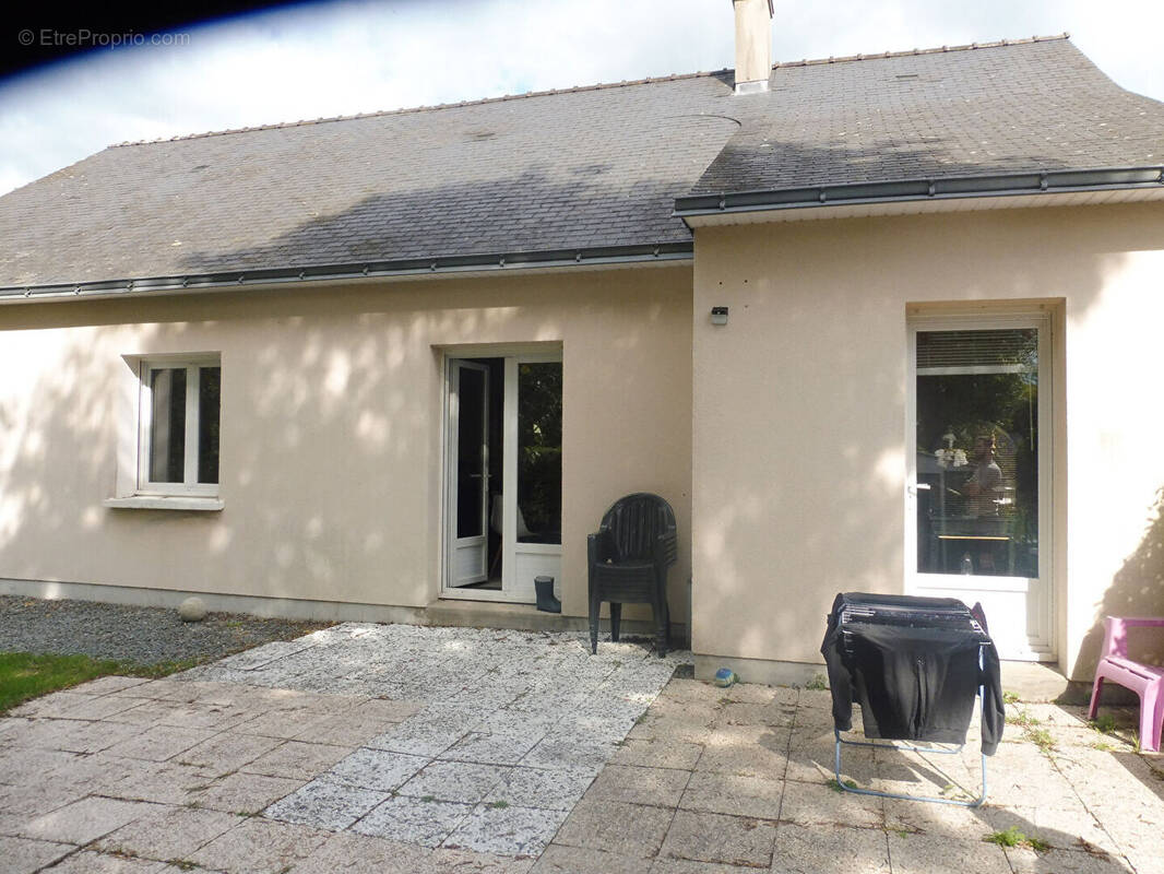 Maison à SAINT-LEGER-DES-BOIS