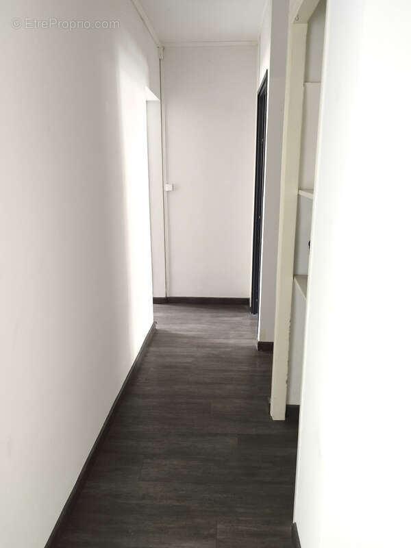 Exclusivite nimes quartier croix de fer type 3 60m2 cave et garage - photo 3