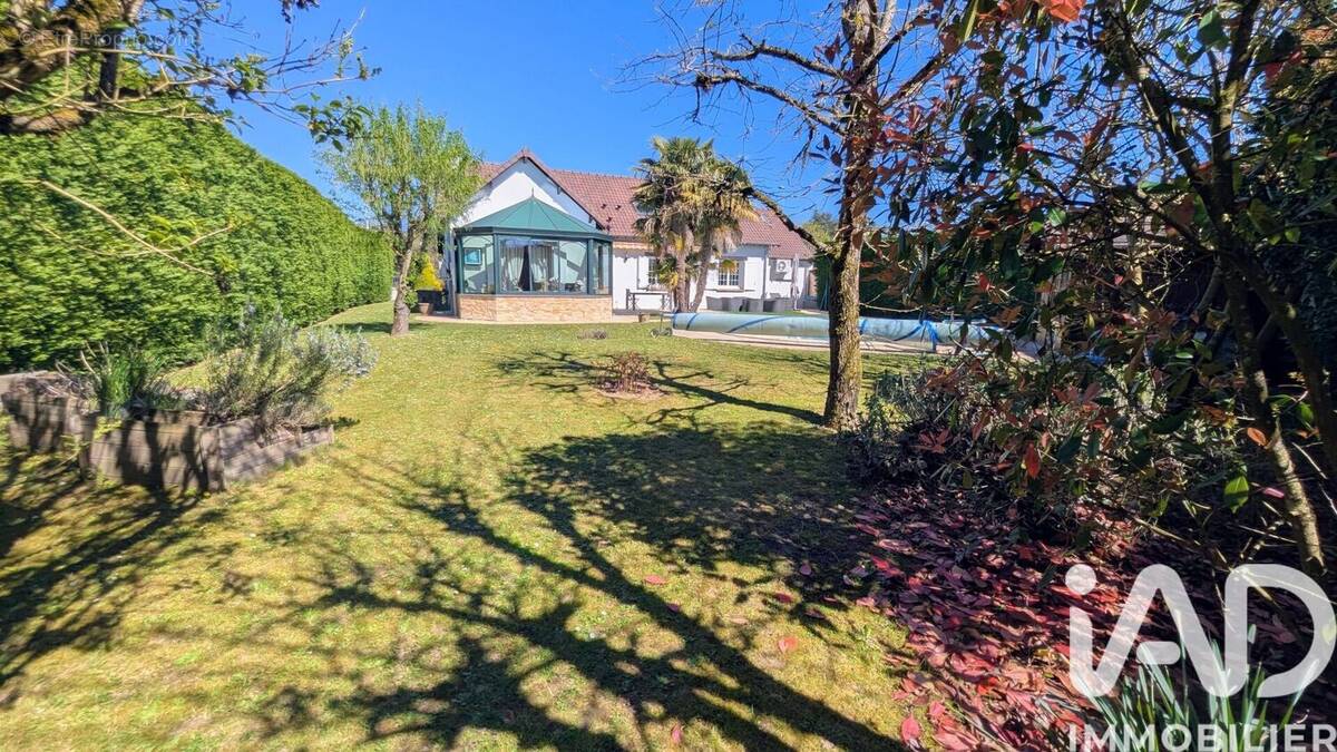 Photo 1 - Maison à BOULLAY-LES-TROUX