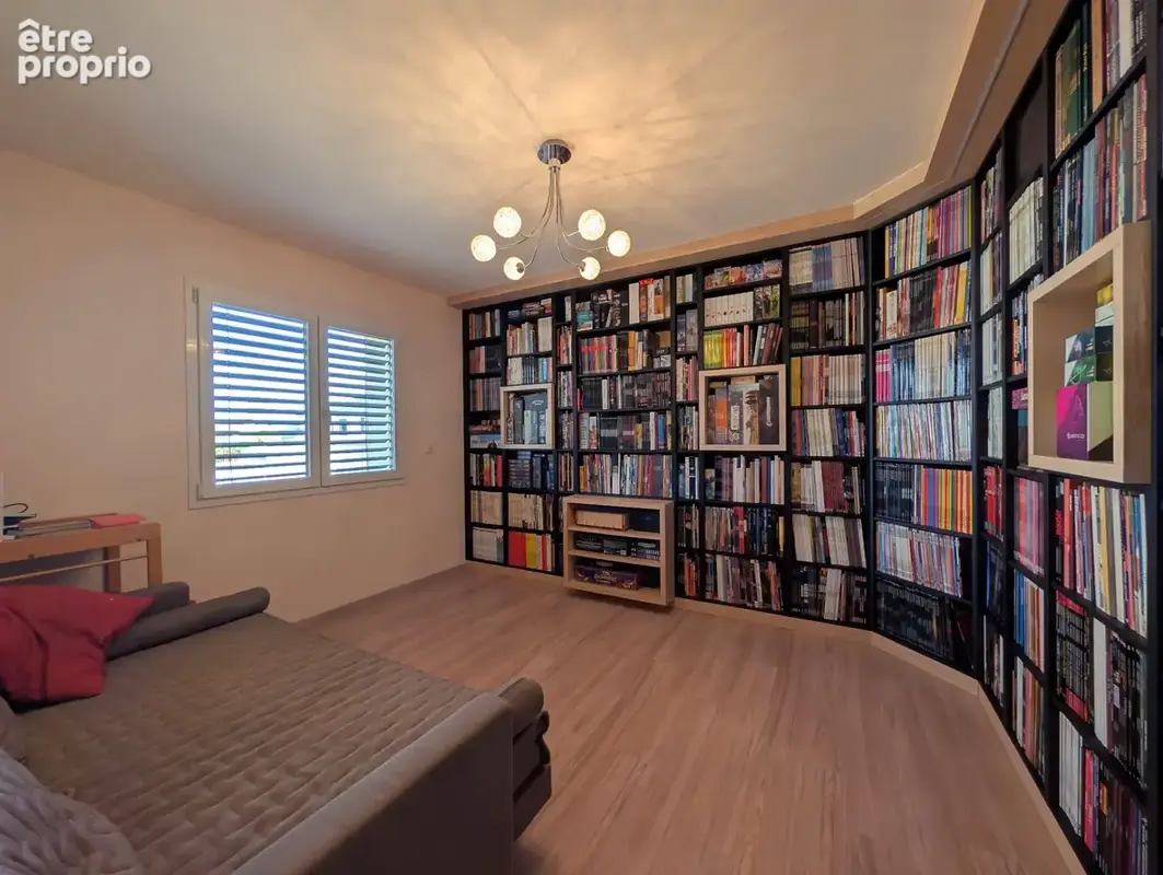 Maison à vendre 9 pièces KEMBS LOECHLE (68).Belle maison contemporaine de 250 m², 14 ares, avec piscine, en lisière de forêt - photo 9