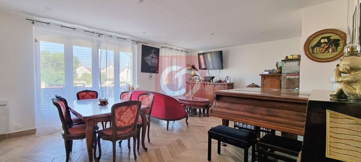 Maison 104 m² à Coulanges-Les-Nevers  - photo 6