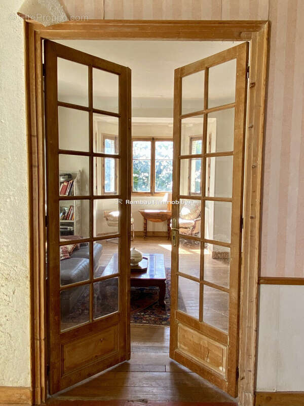 Maison à LA CELLE-SAINT-CLOUD