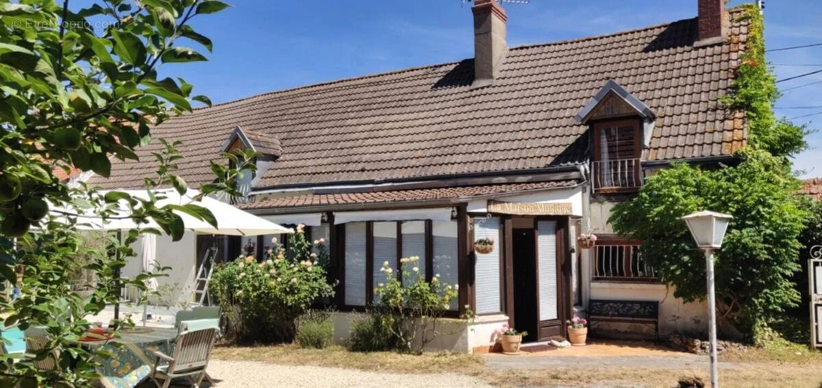 Maison à VALENCAY