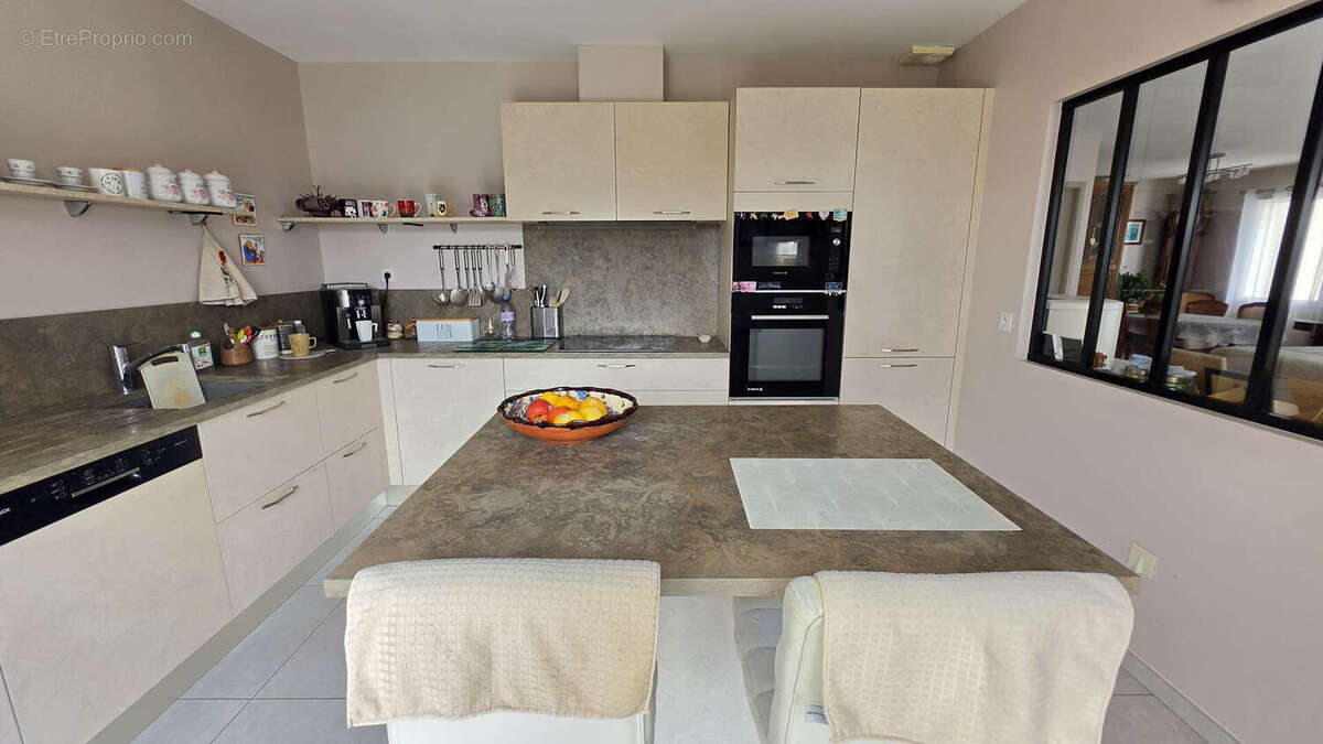 Maison 125m² à aigrefeuille-d'aunis - photo 4