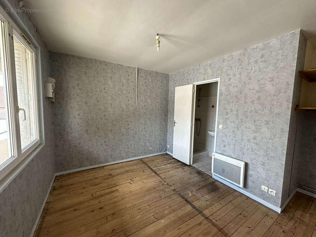 Immeuble 150m² à châteauroux - photo 8