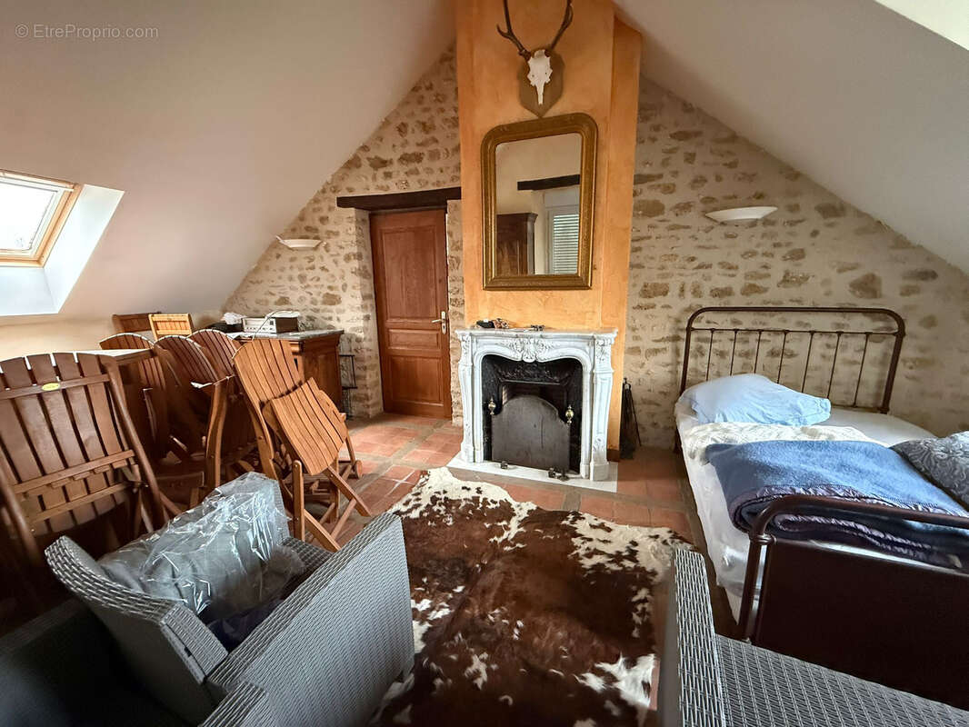 Maison à MEROBERT