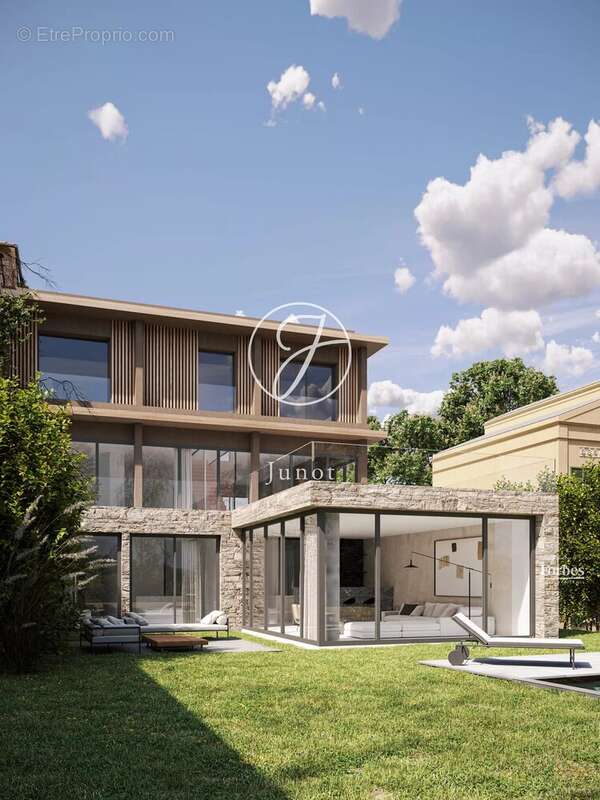 Terrain à VILLE-D'AVRAY