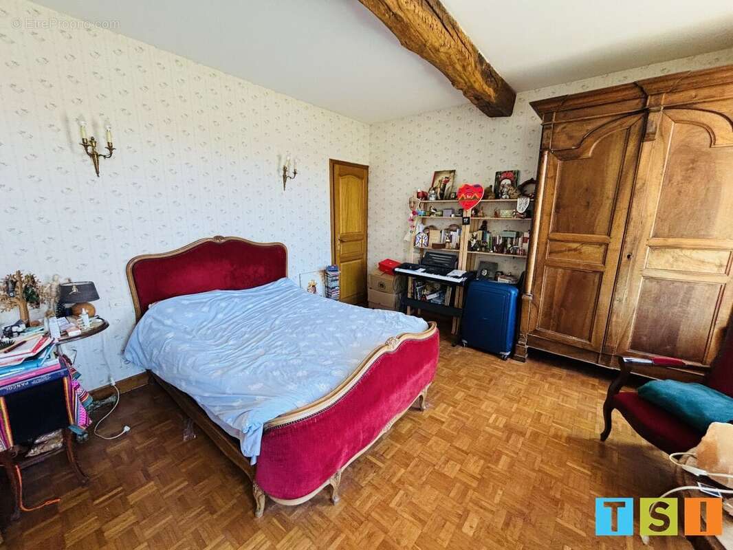 Maison à POINTIS-INARD