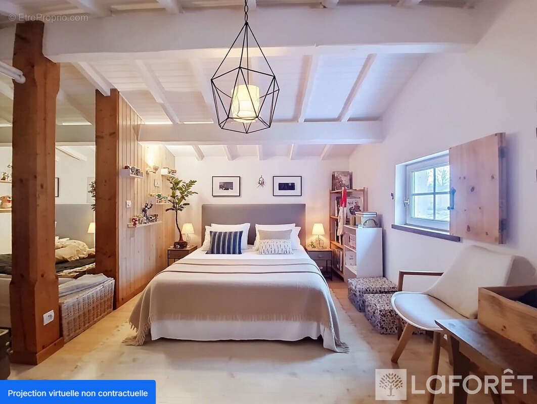 Maison à SAINT-YZAN-DE-SOUDIAC