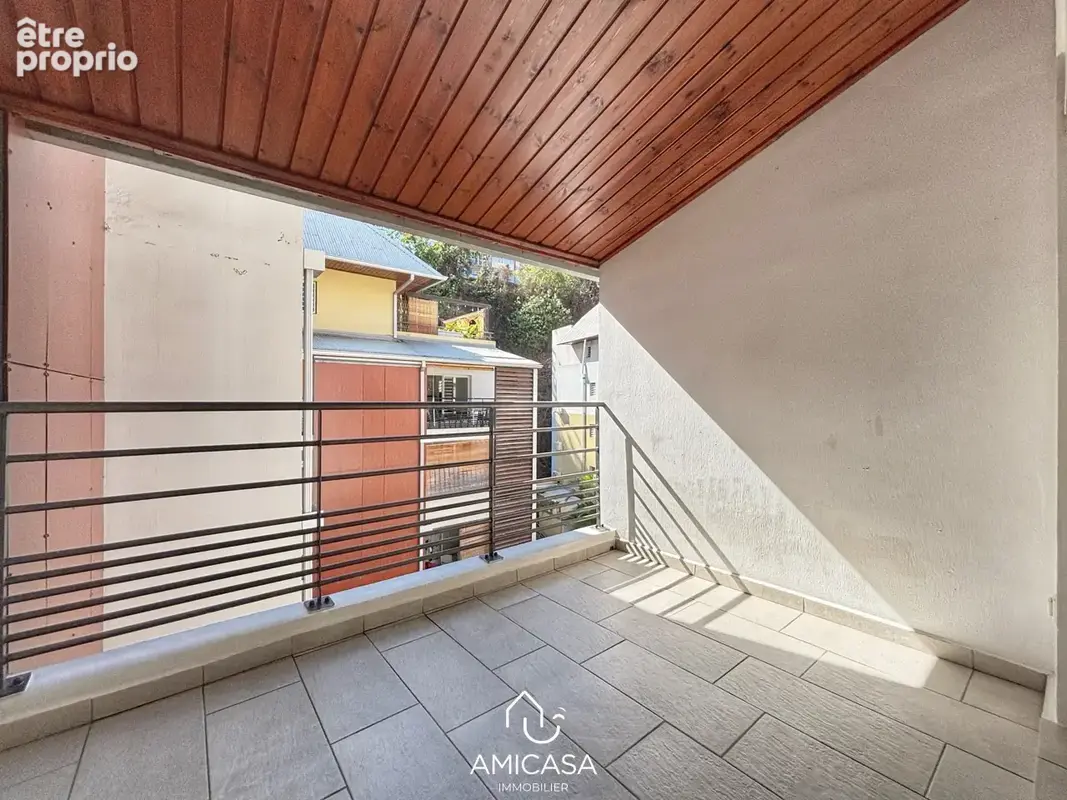 Saint denis (reunion) - studio loué special investisseurs - photo 7