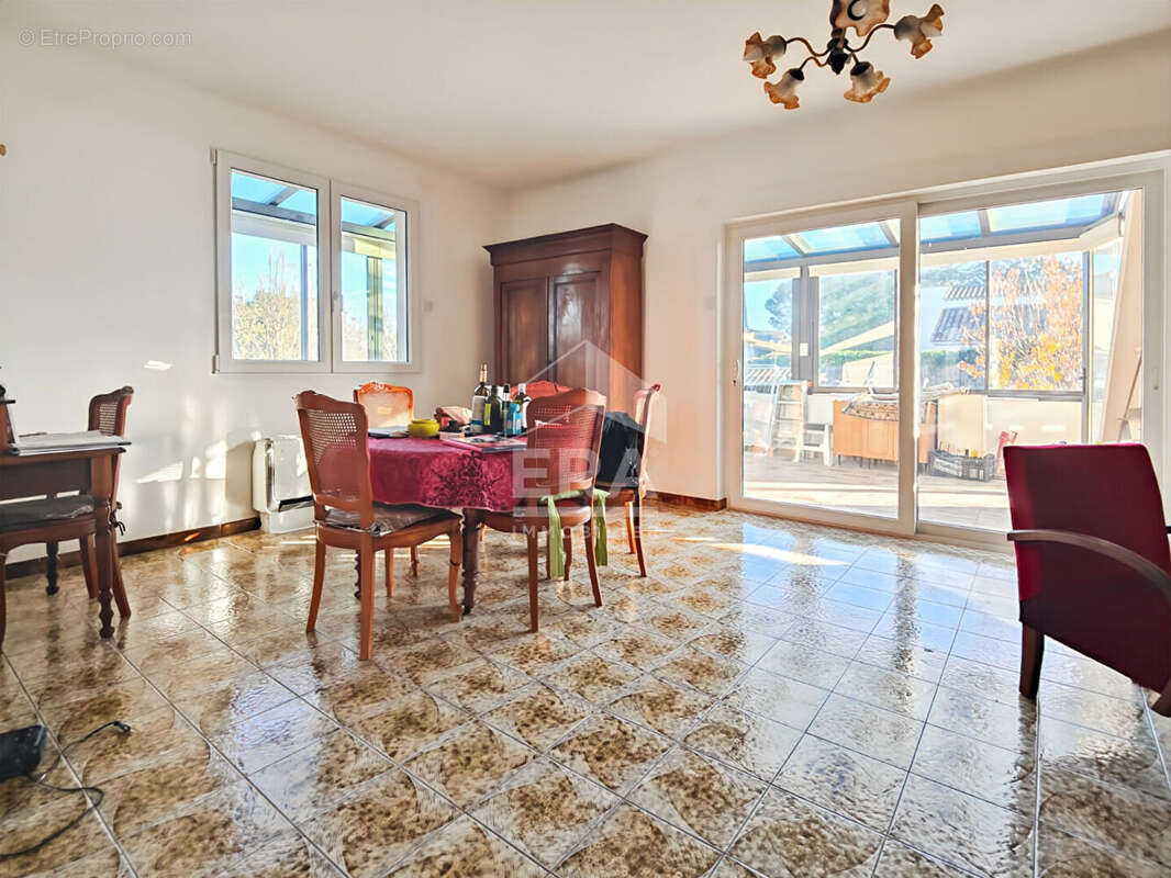 Maison à GIGNAC-LA-NERTHE