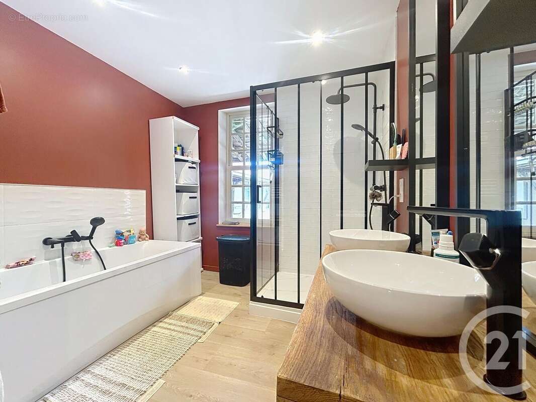 Maison à LA CHAUSSEE-SUR-MARNE