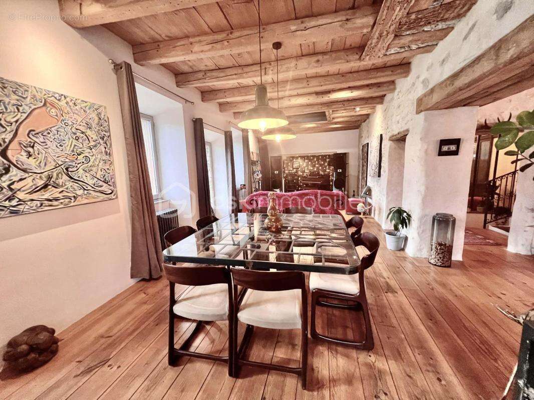 Maison à SAINT-REMY-DE-MAURIENNE